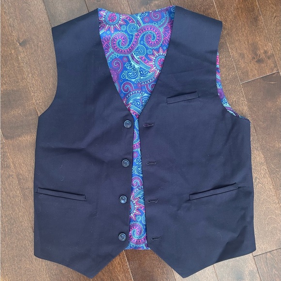 Geoffrey Beene Suit - Picture 8 of 12